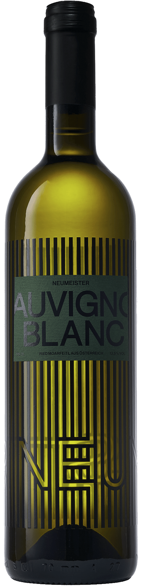 Neumeister Sauvignon Blanc wine bottle